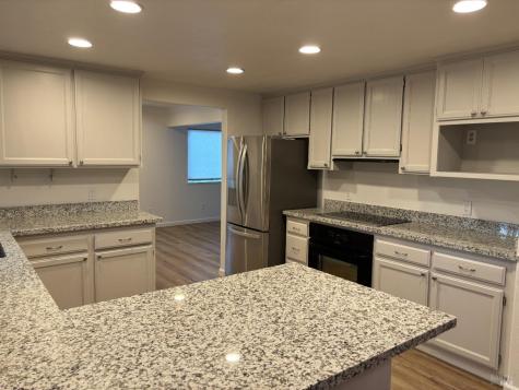 1776 Meda Avenue Santa Rosa CA 95404