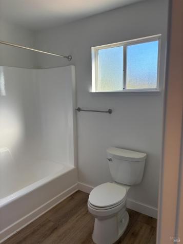 1776 Meda Avenue Santa Rosa CA 95404