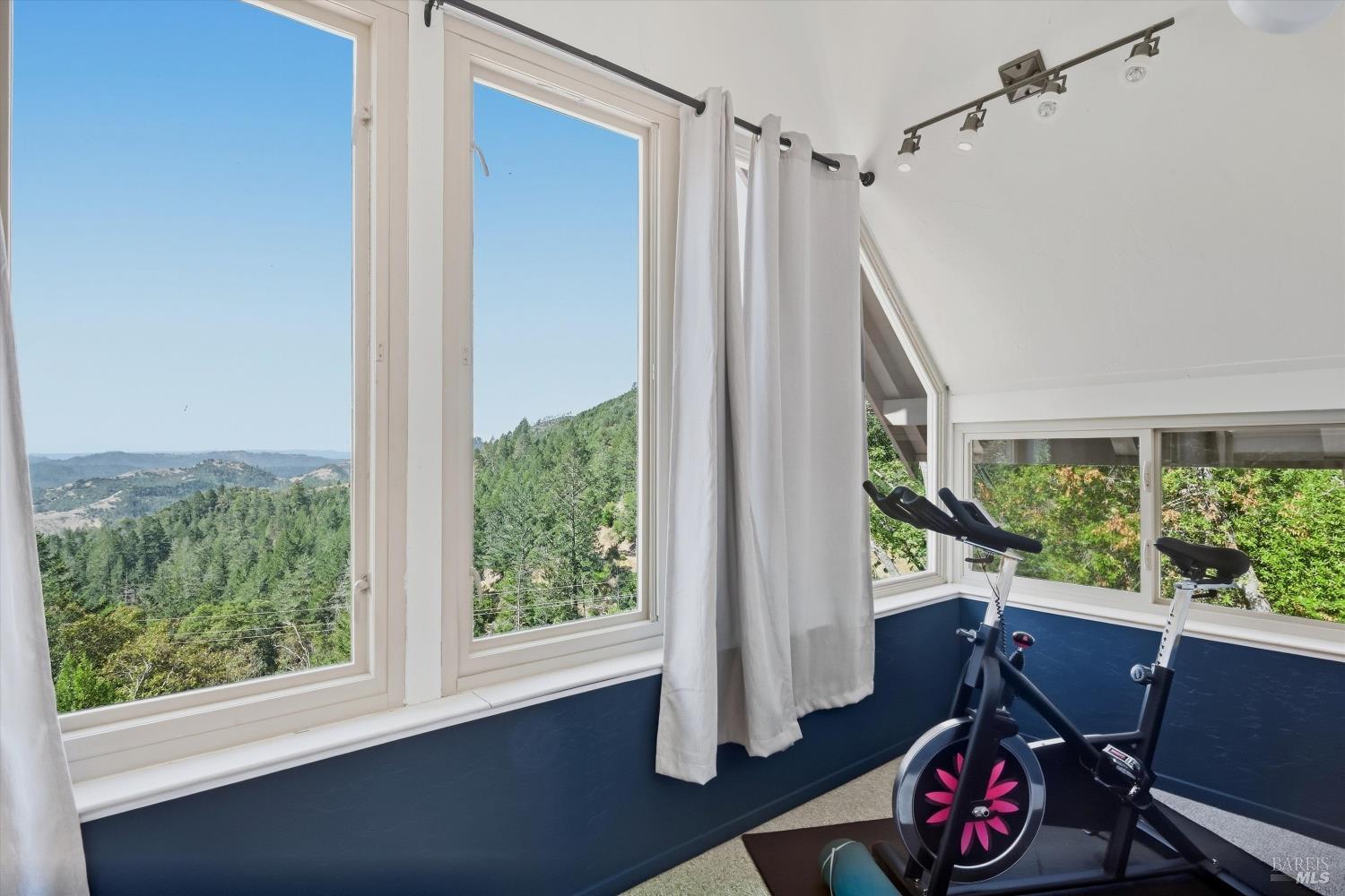 4405 Lake County Highway Calistoga CA 94515