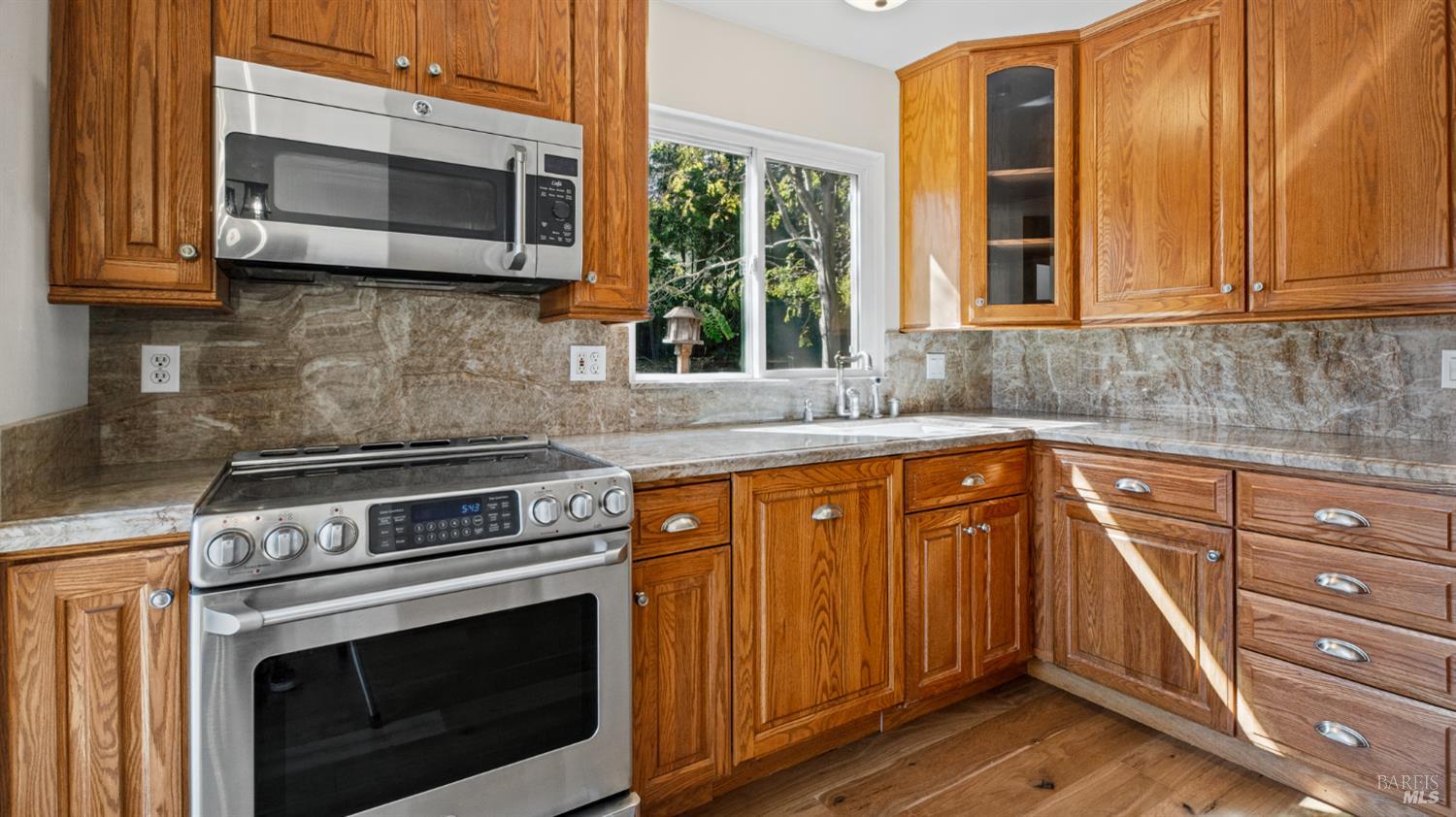 1719 Grand Avenue San Rafael CA 94901