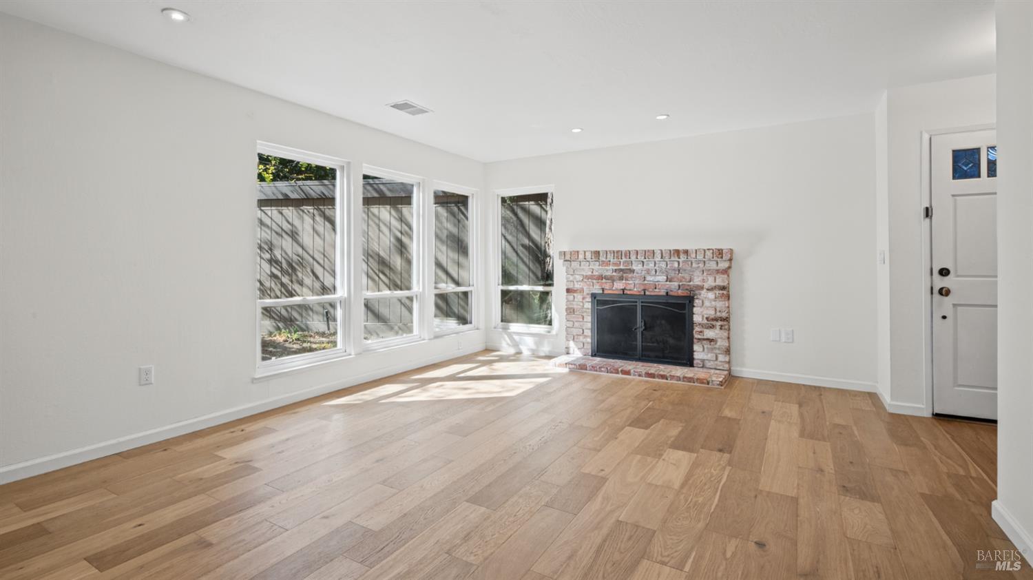 1719 Grand Avenue San Rafael CA 94901