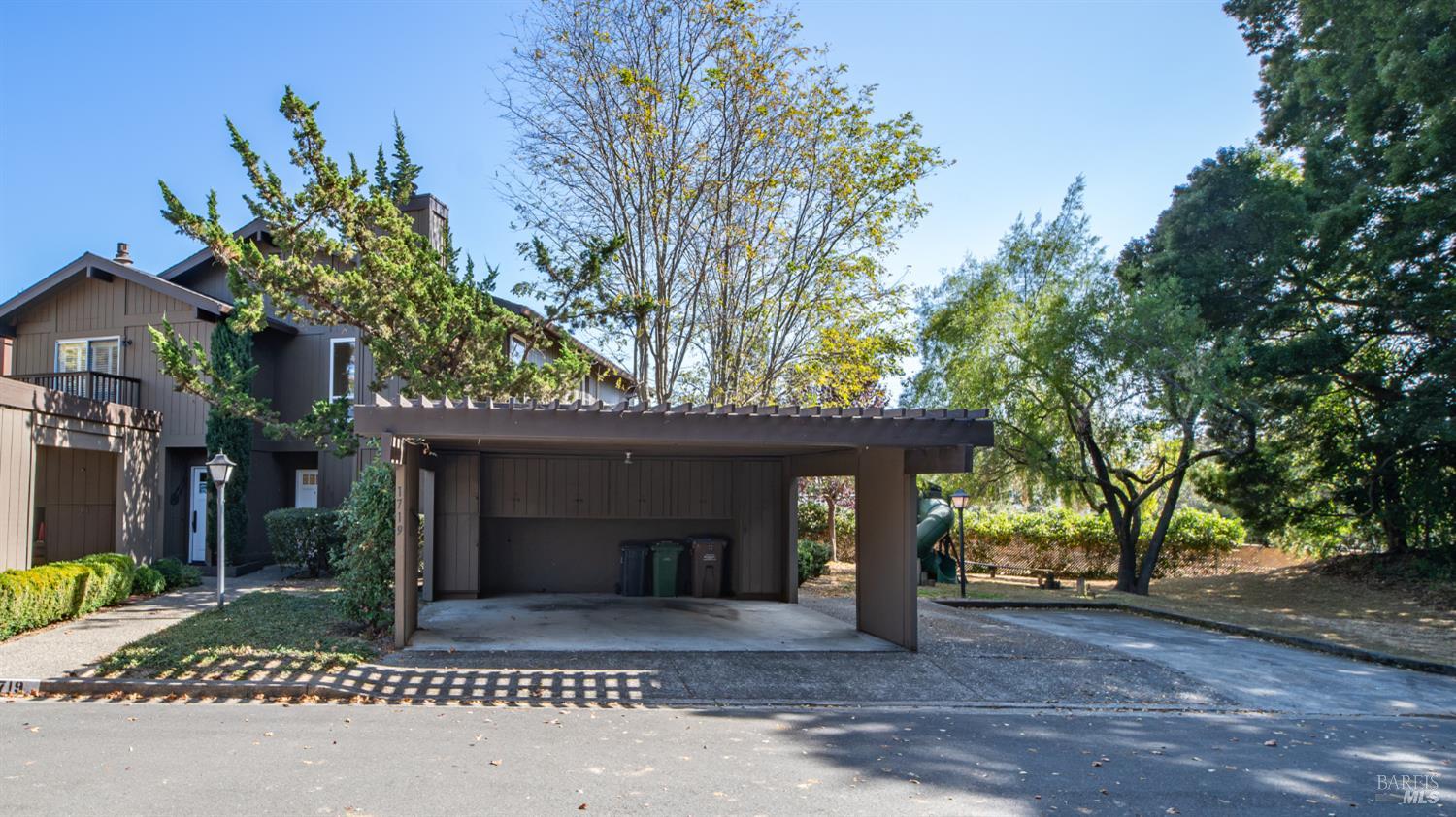 1719 Grand Avenue San Rafael CA 94901