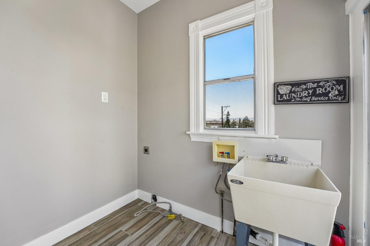 517 Branciforte Street Vallejo CA 94590