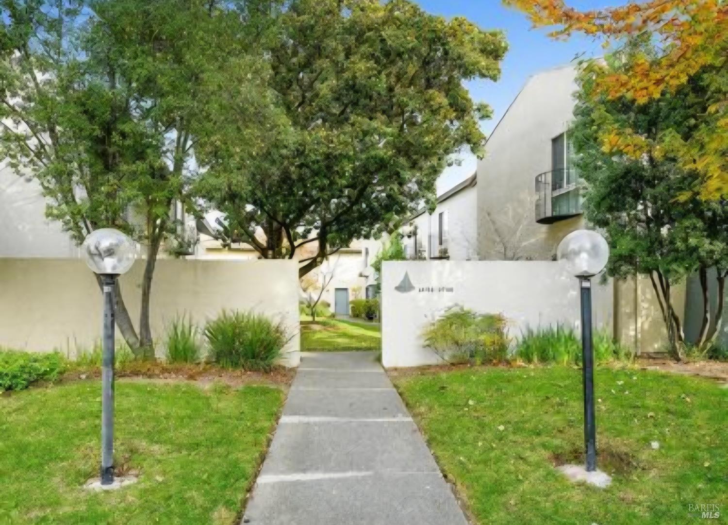1026 Marina Drive Napa CA 94559