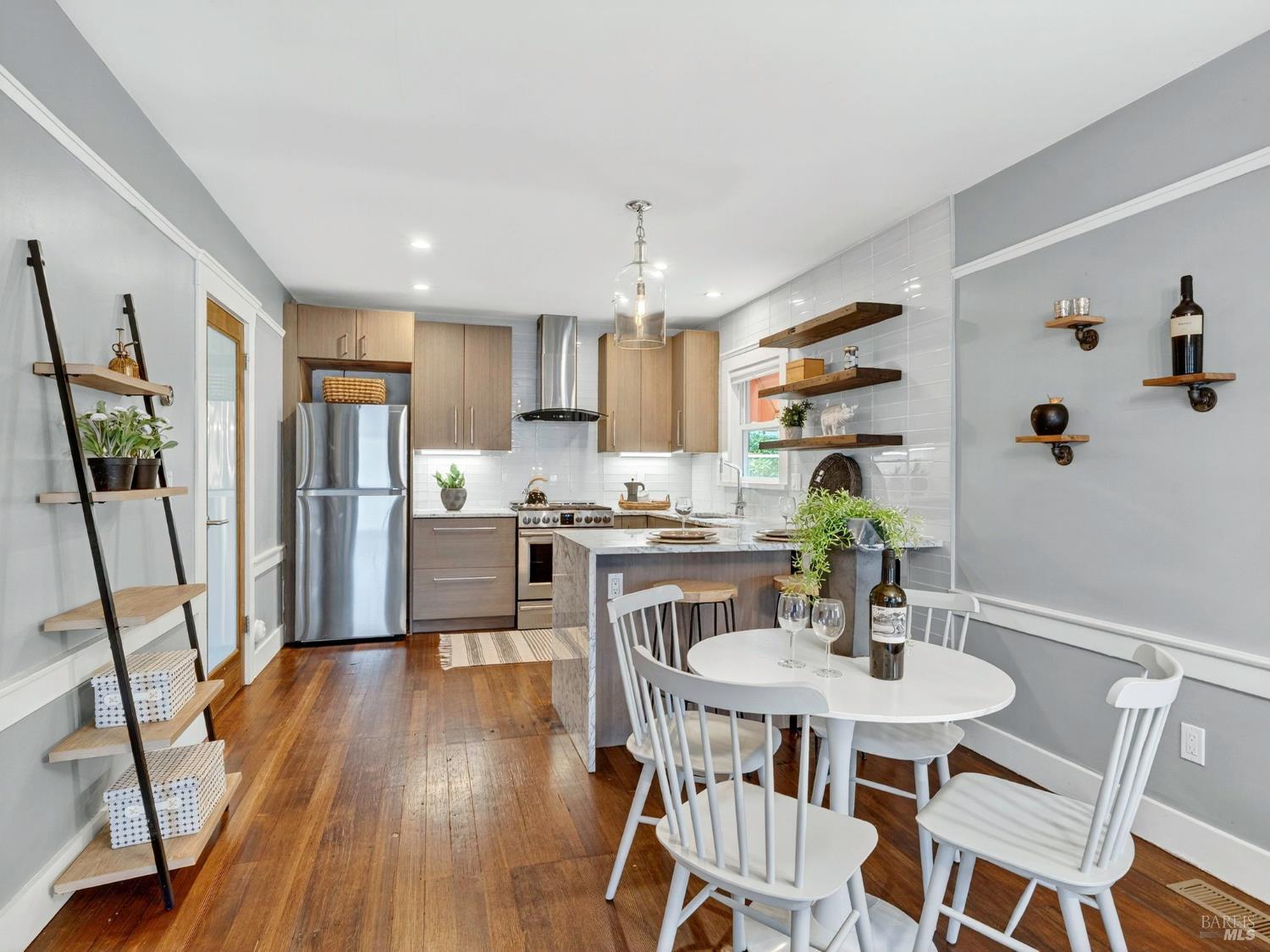 2 Bulson Court Napa CA 94559