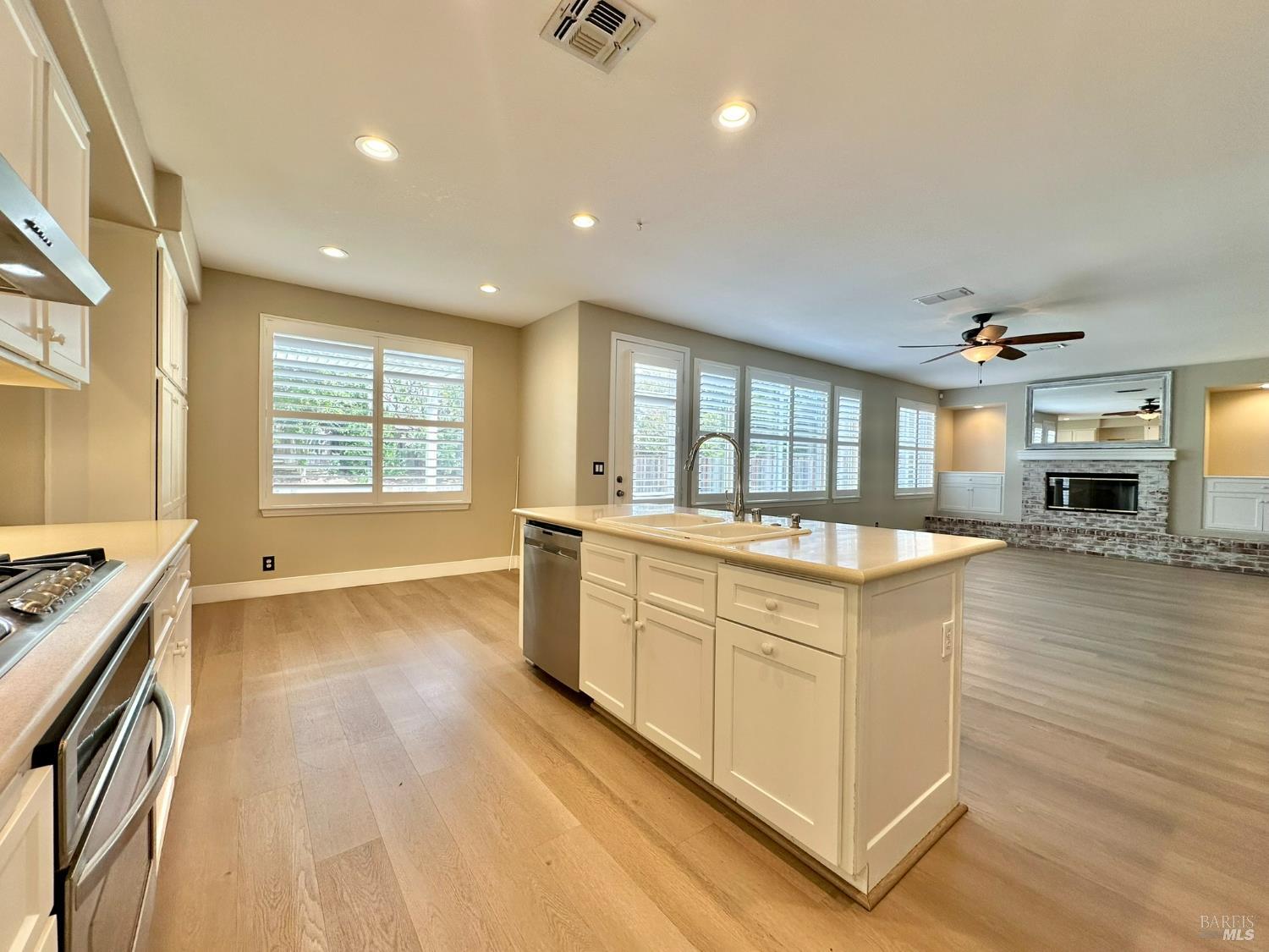 694 Andrew Court Benicia CA 94510