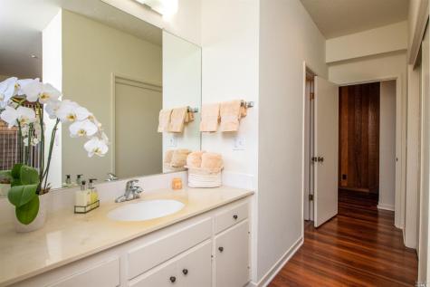 24 Linda Vista Avenue Tiburon CA 94920