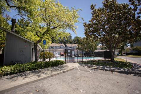 1549 Monarch Place Rohnert Park CA 94928