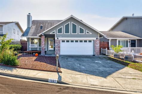 1567 Gretchen Court Rohnert Park CA 94928