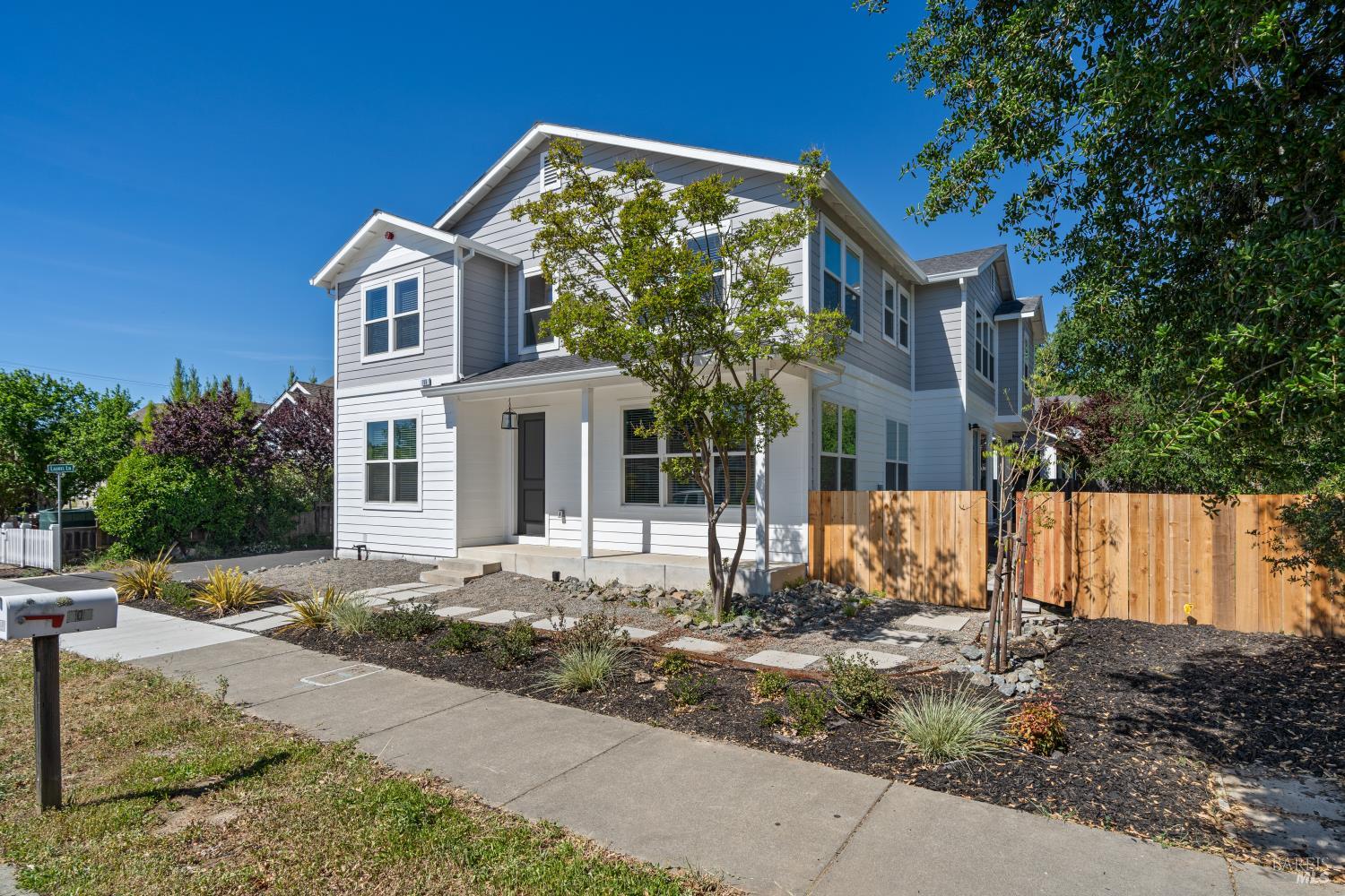 109 Paul Wittke Drive Healdsburg CA 95448