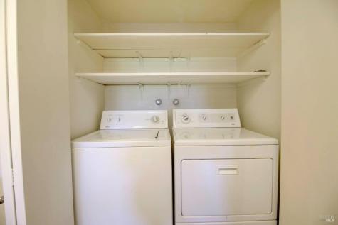 22 Lakeview Court Novato CA 94947