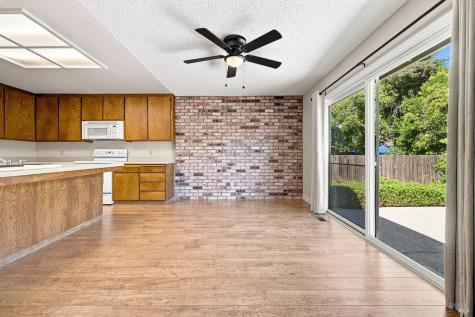 239 Monte Vista Avenue Healdsburg CA 95448