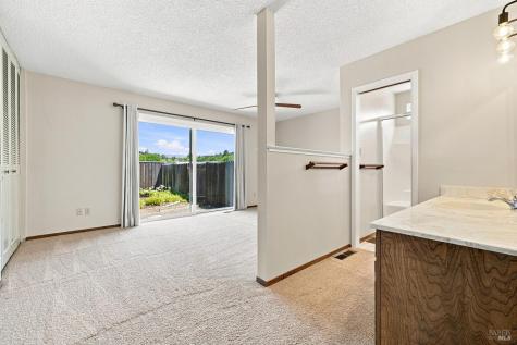 239 Monte Vista Avenue Healdsburg CA 95448