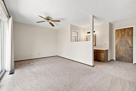 239 Monte Vista Avenue Healdsburg CA 95448