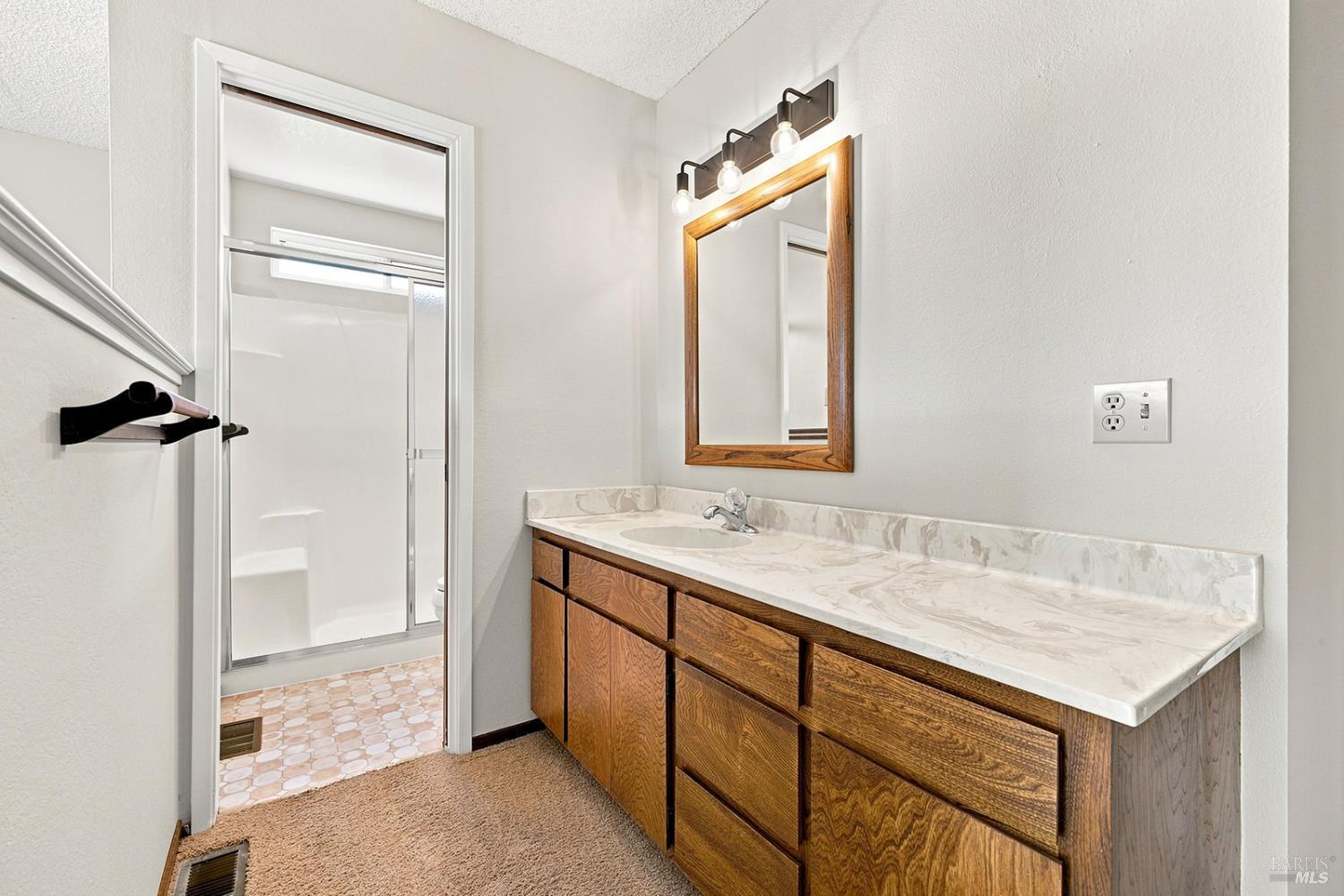 239 Monte Vista Avenue Healdsburg CA 95448