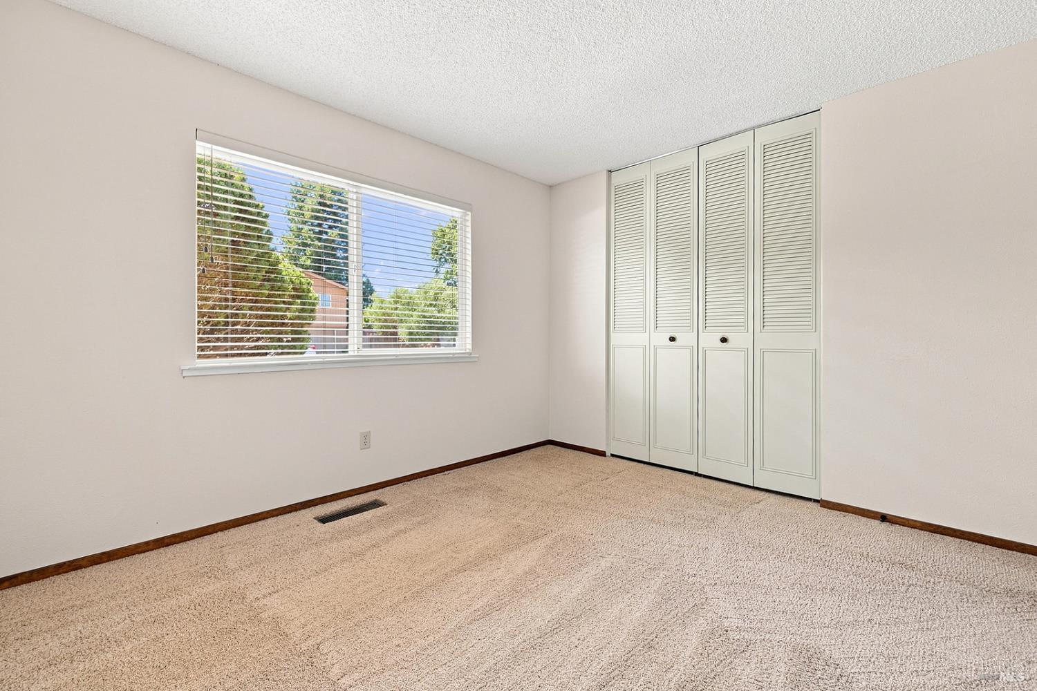 239 Monte Vista Avenue Healdsburg CA 95448