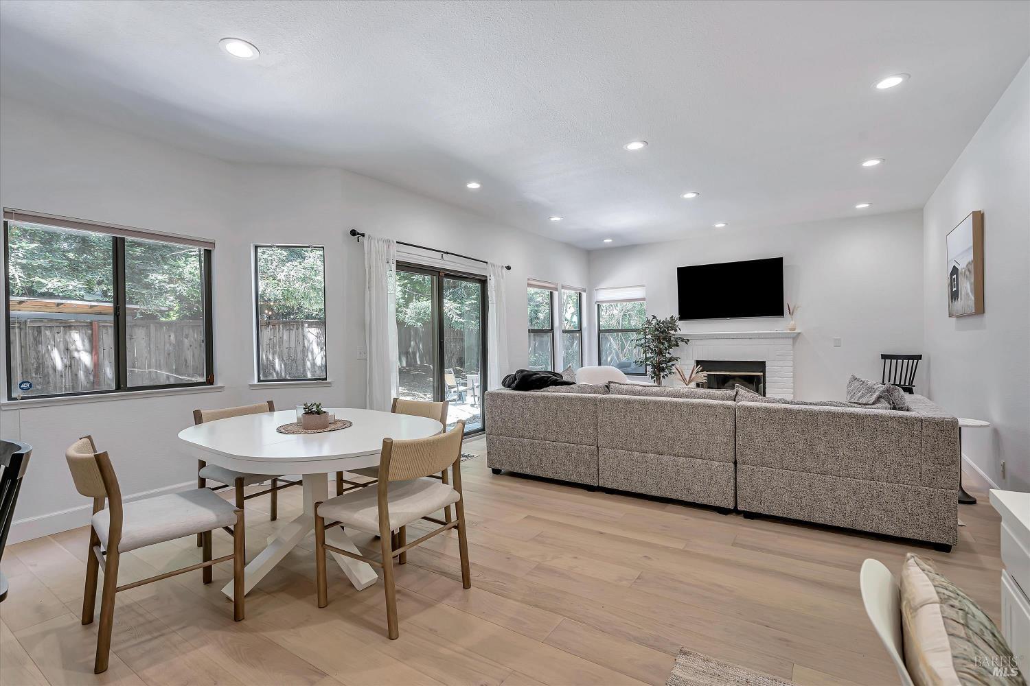 133 Madrid Way Sonoma CA 95476
