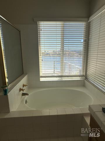 138 Del Oro Lagoon Novato CA 94949