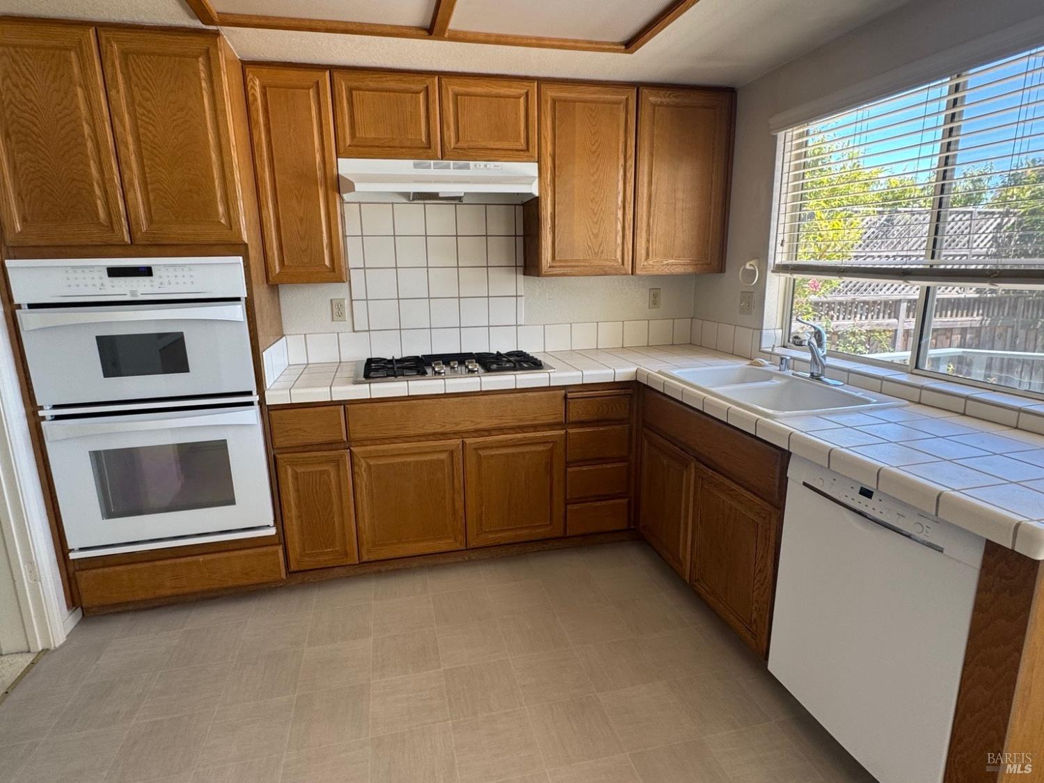 138 Del Oro Lagoon Novato CA 94949