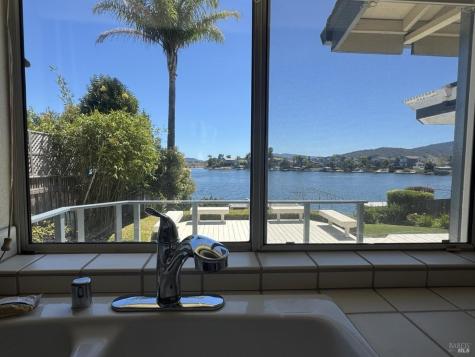 138 Del Oro Lagoon Novato CA 94949