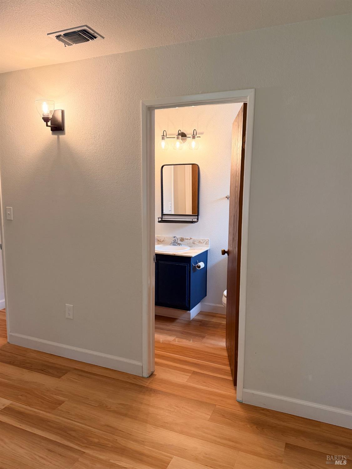 950 Pembroke Way Dixon CA 95620