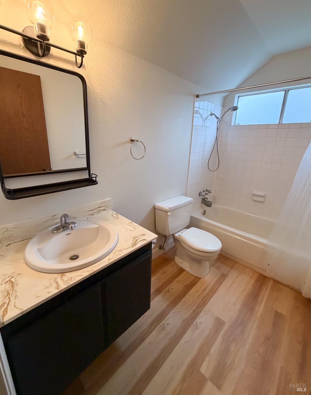 950 Pembroke Way Dixon CA 95620