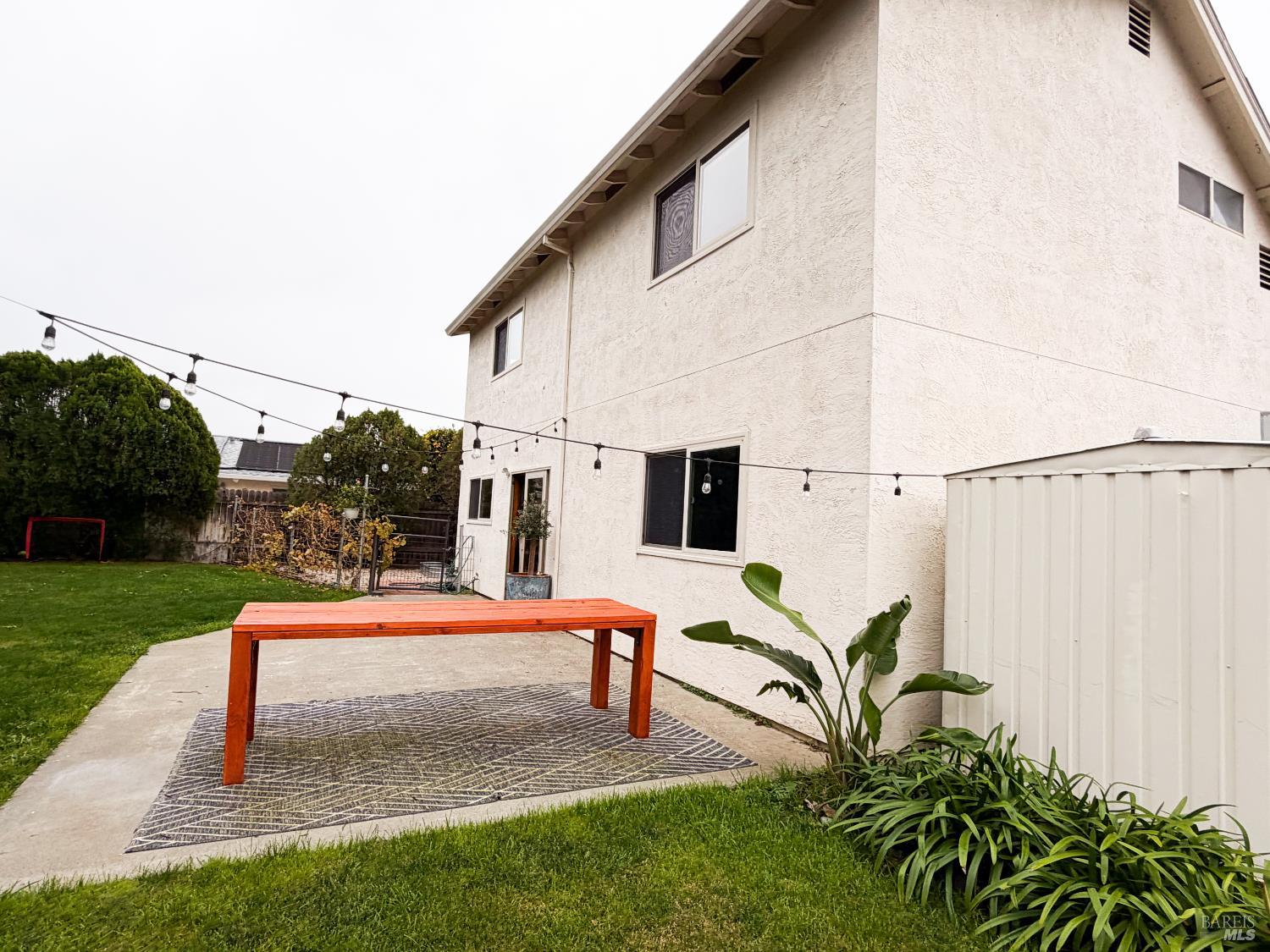 950 Pembroke Way Dixon CA 95620