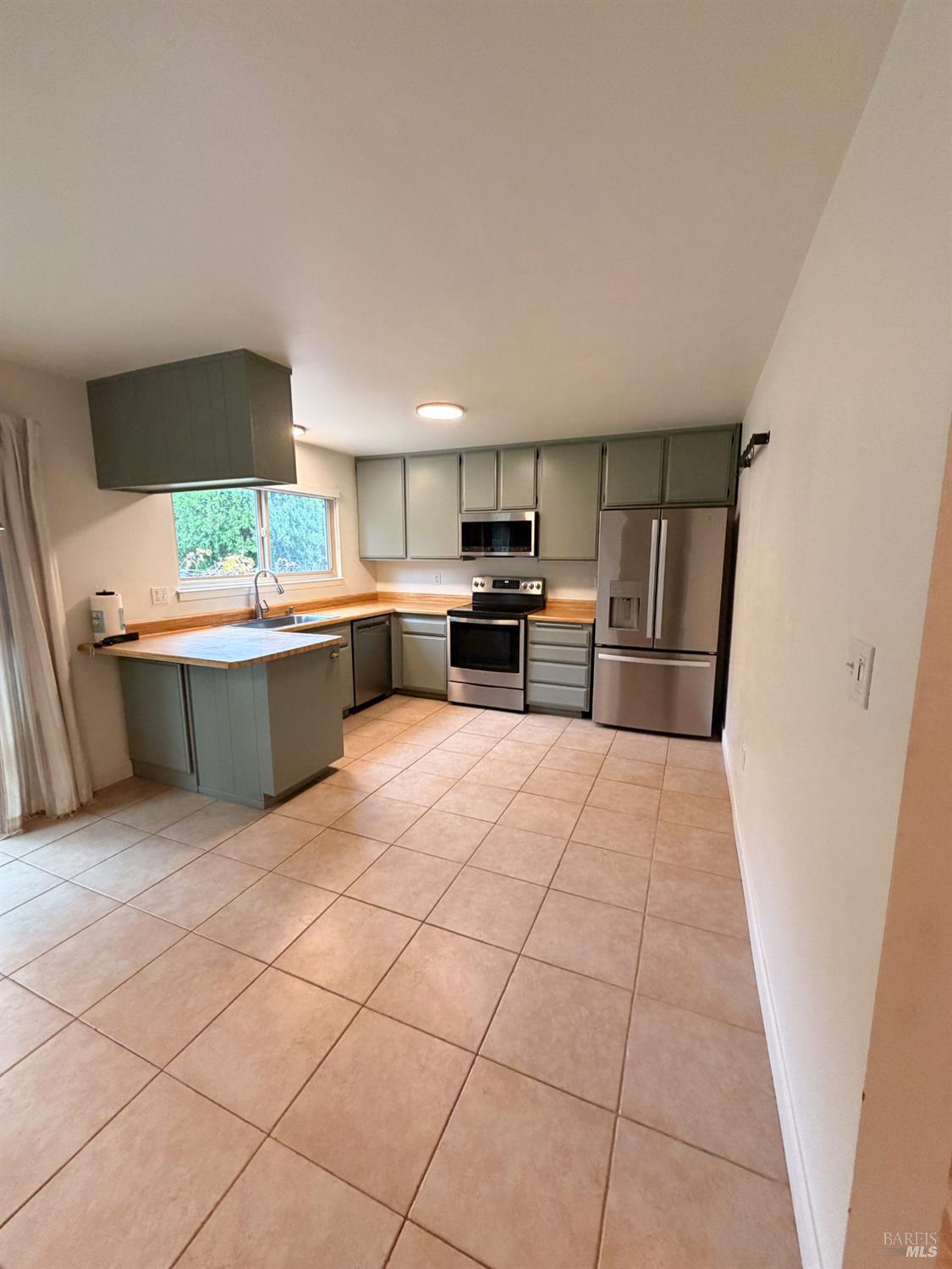 950 Pembroke Way Dixon CA 95620