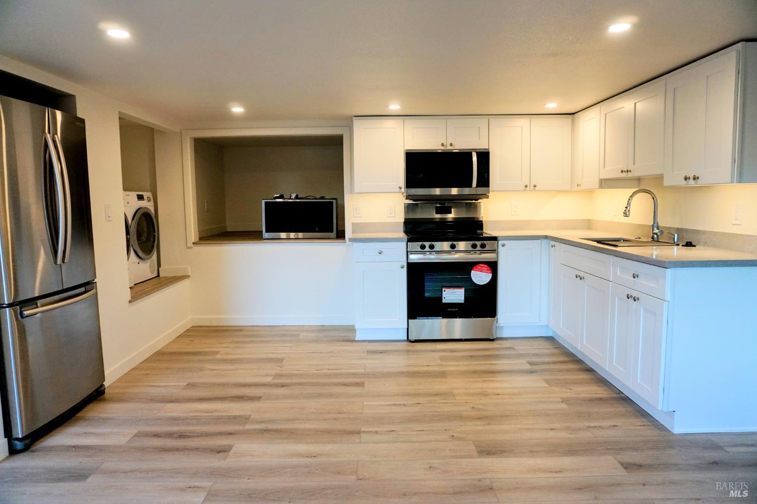 604 Los Olivos Road Santa Rosa CA 95404