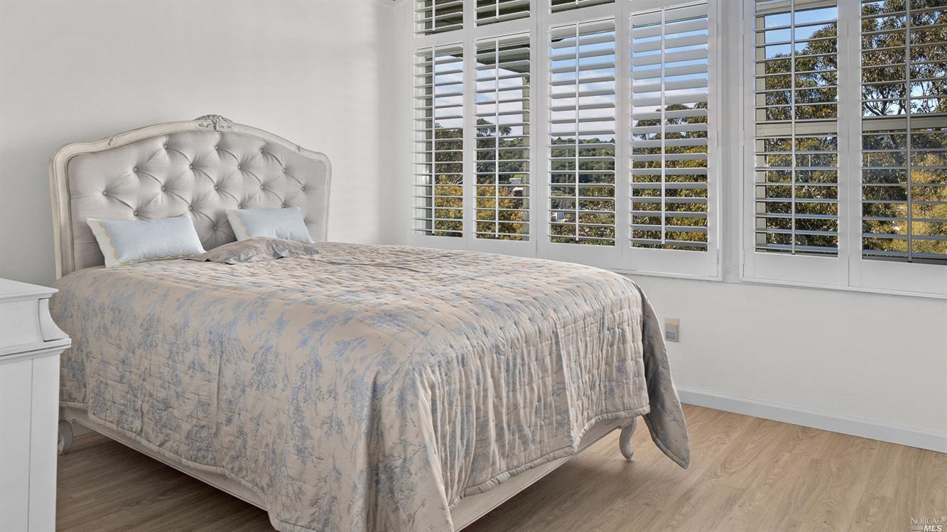 32 Ross Road Sausalito CA 94965