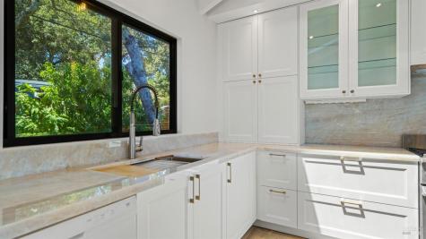 311 Grandview Avenue Novato CA 94945