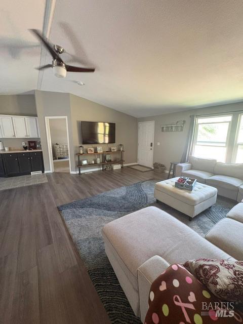 1077 Arroyo Grande Drive Napa CA 94558