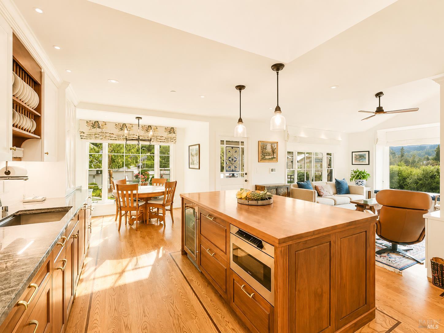 21 Elm Avenue Kentfield CA 94904