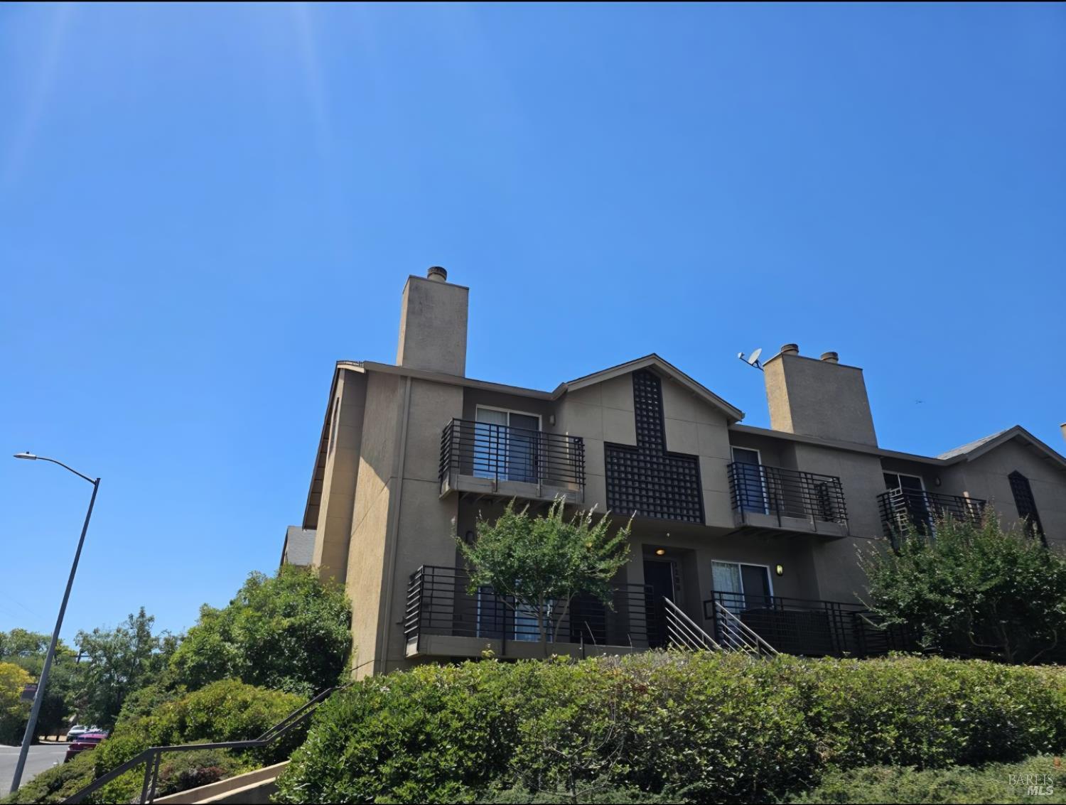 1186 Pear Tree Lane Napa CA 94558