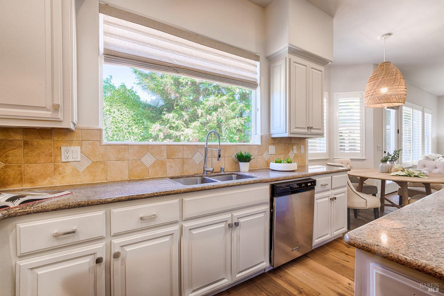 704 Hunt Avenue St. Helena CA 94574