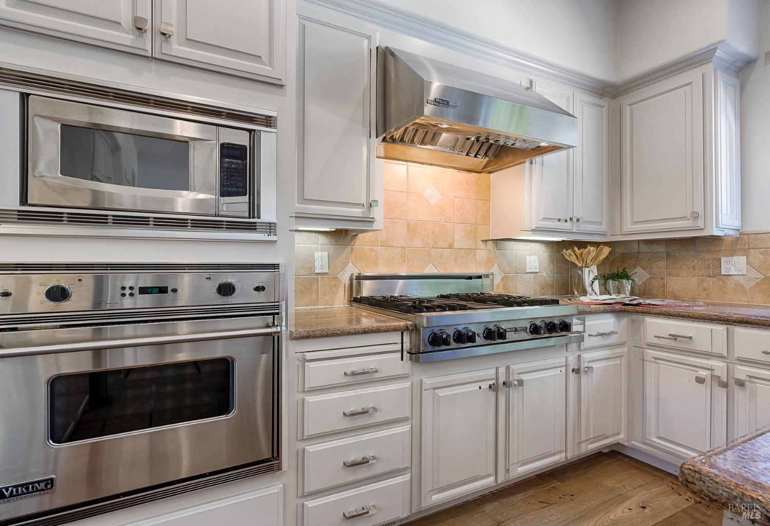 704 Hunt Avenue St. Helena CA 94574