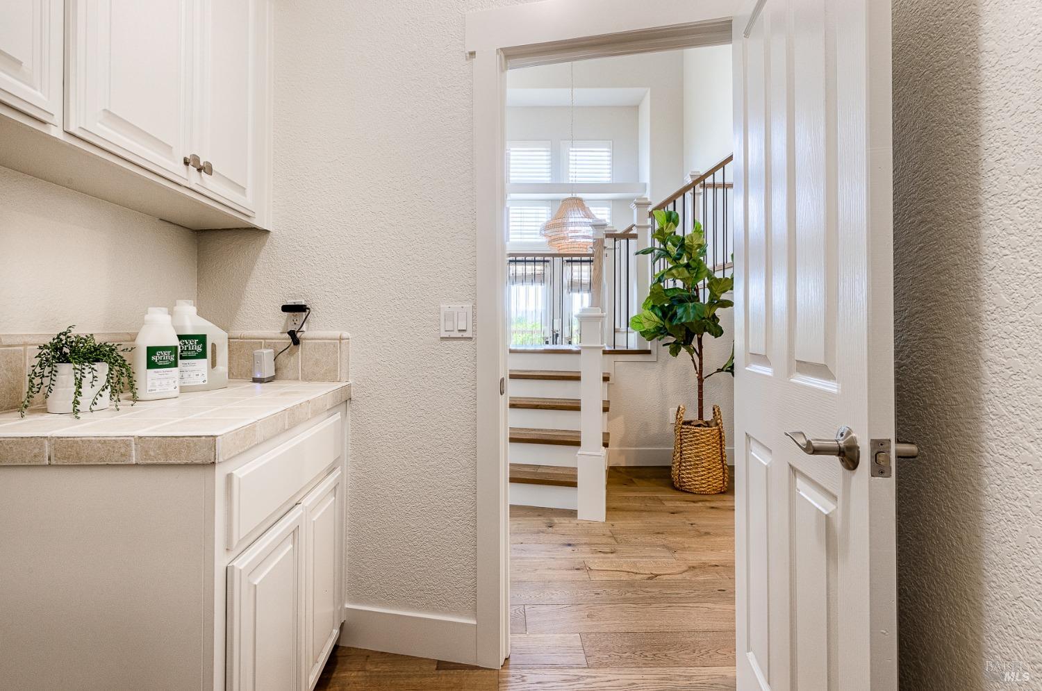 704 Hunt Avenue St. Helena CA 94574