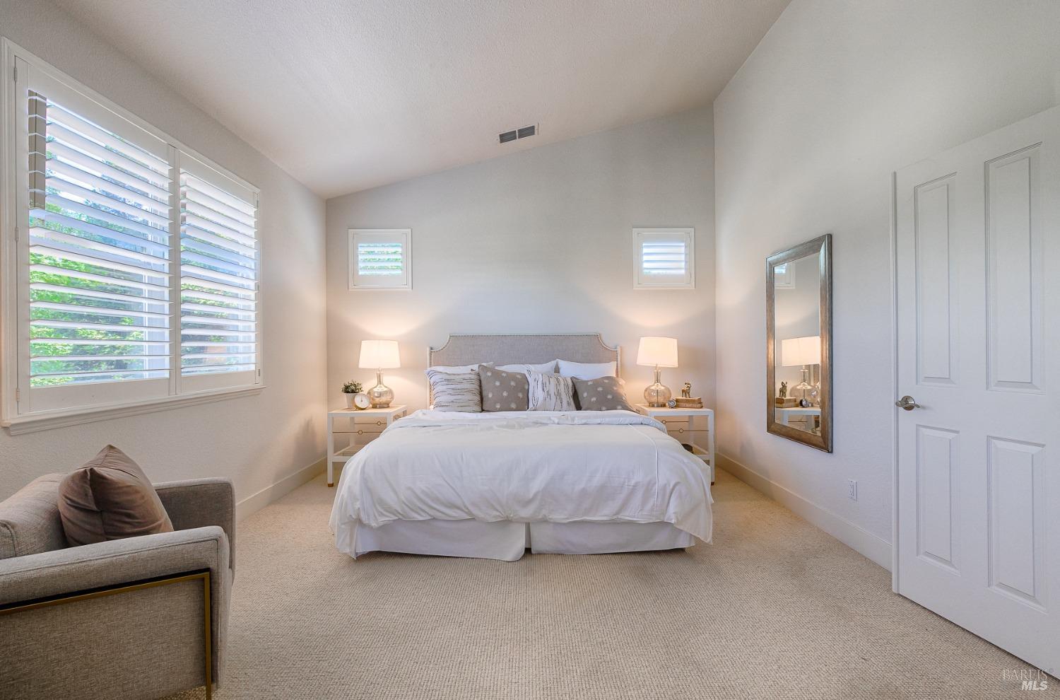 704 Hunt Avenue St. Helena CA 94574