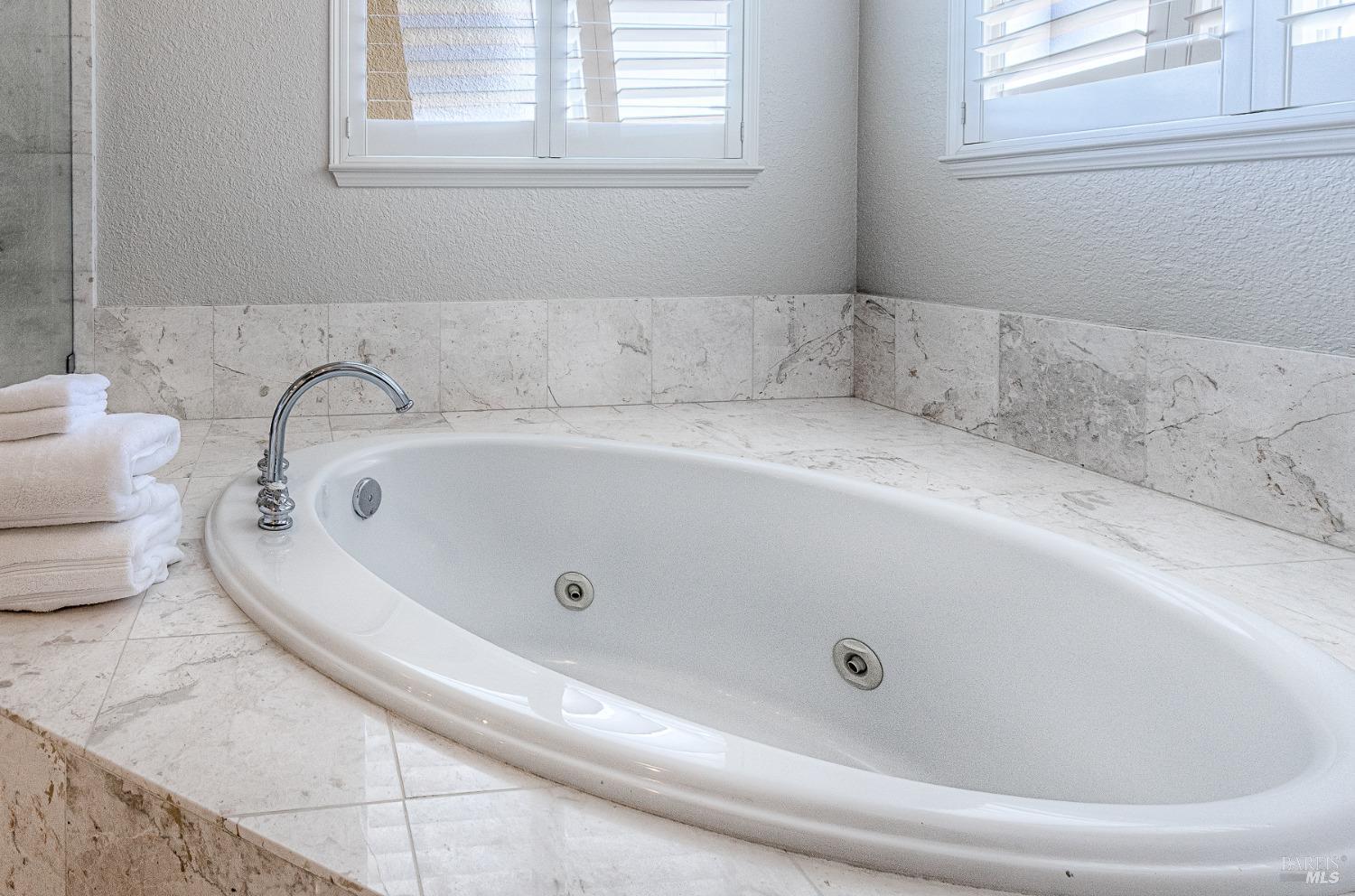 704 Hunt Avenue St. Helena CA 94574