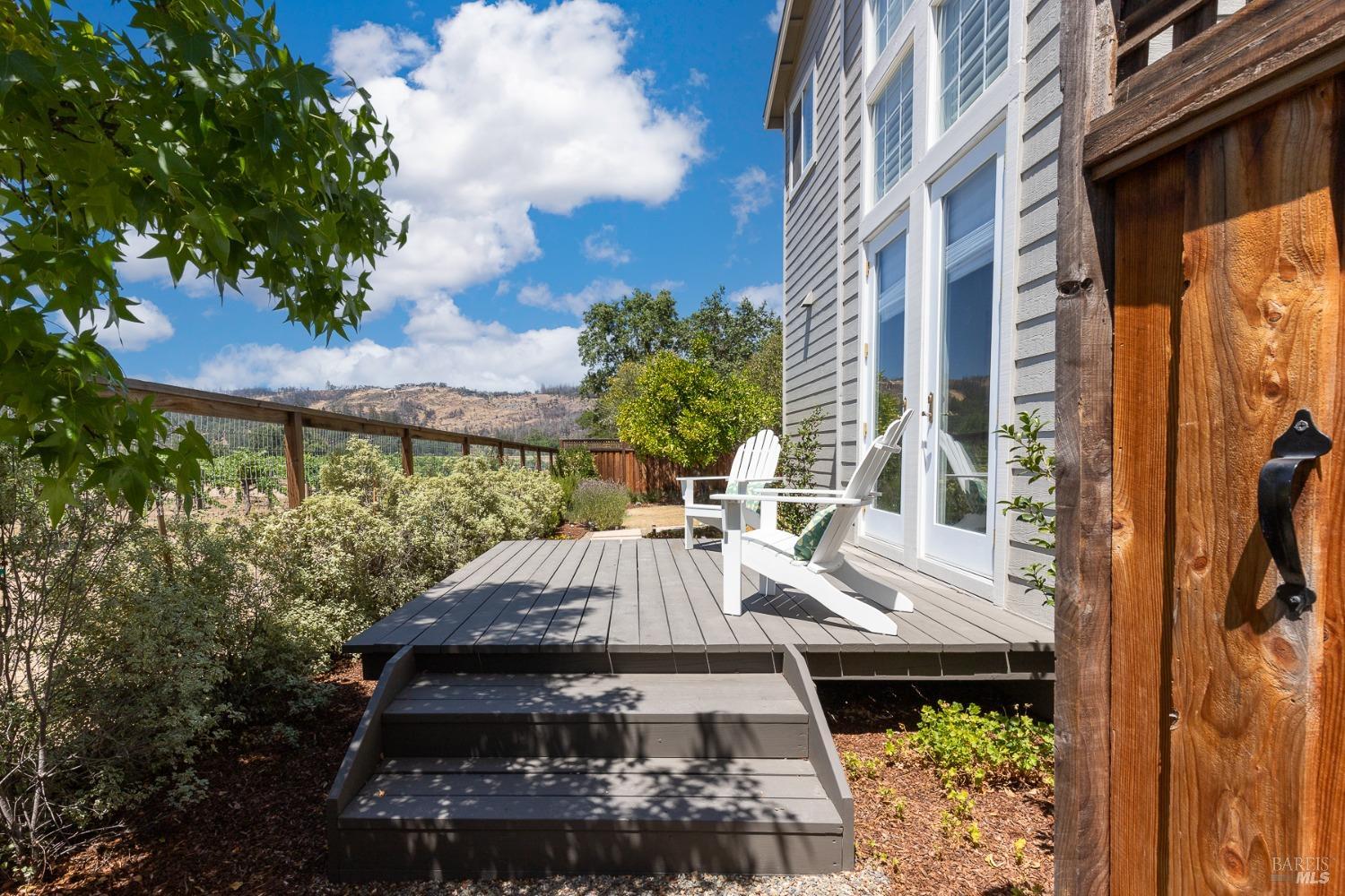 704 Hunt Avenue St. Helena CA 94574