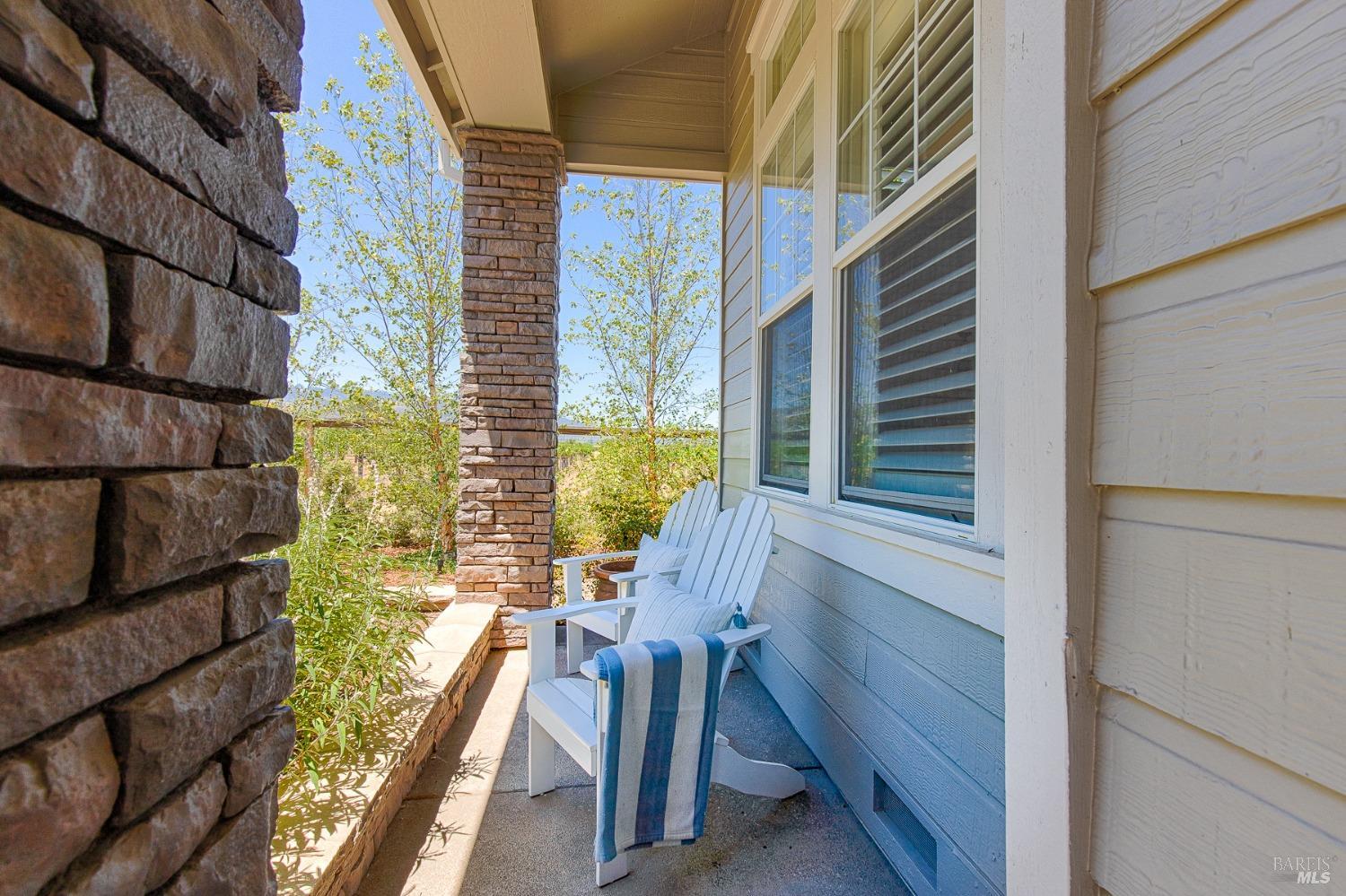 704 Hunt Avenue St. Helena CA 94574