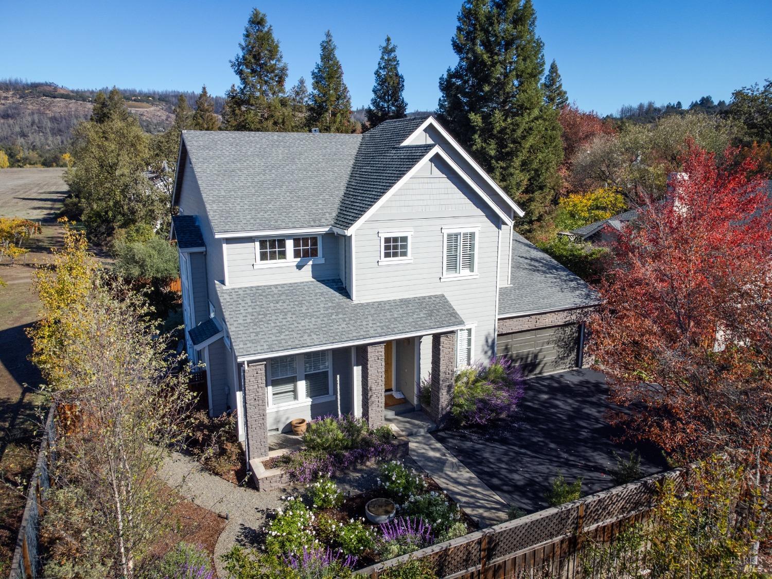 704 Hunt Avenue St. Helena CA 94574