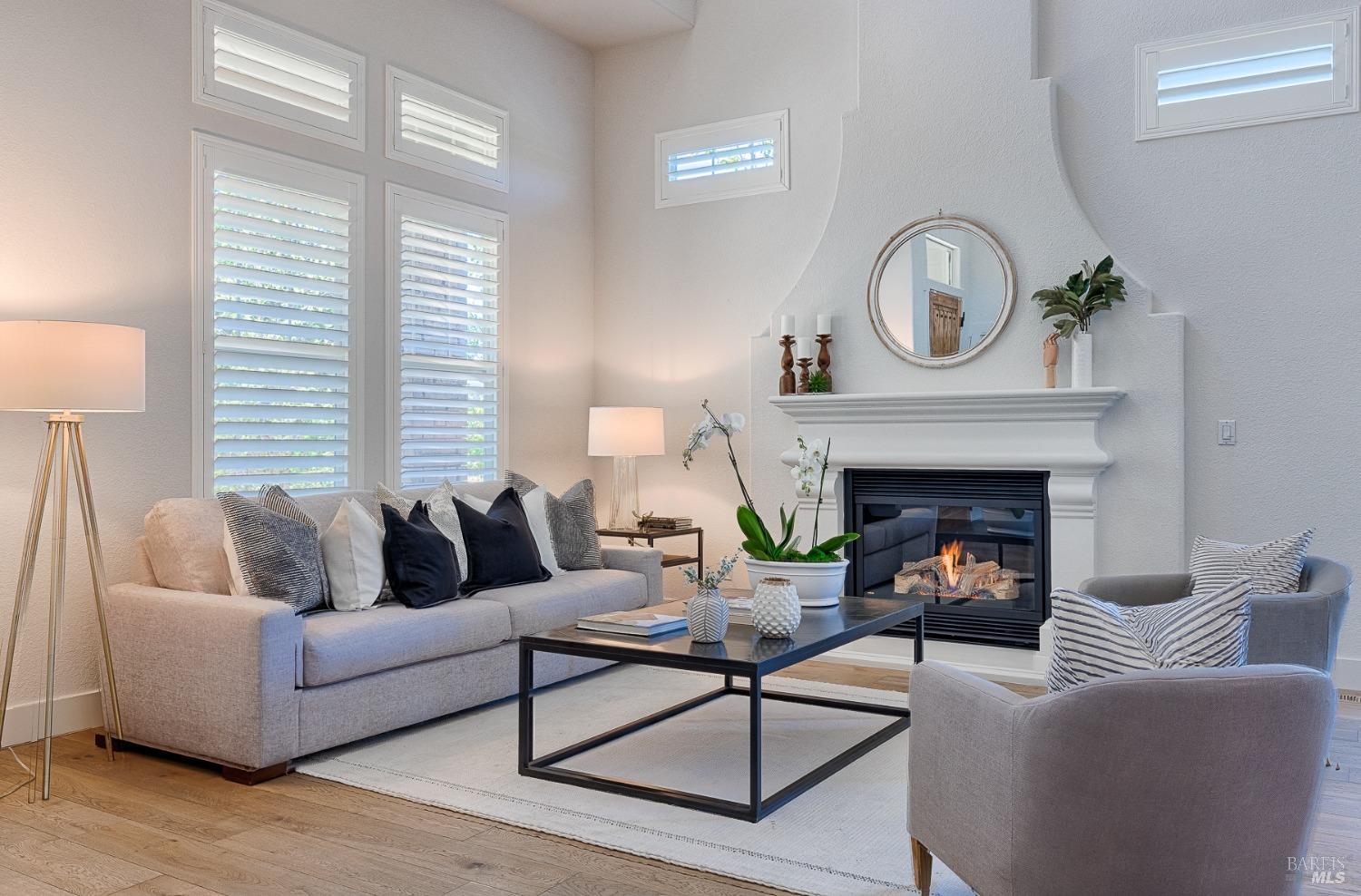704 Hunt Avenue St. Helena CA 94574