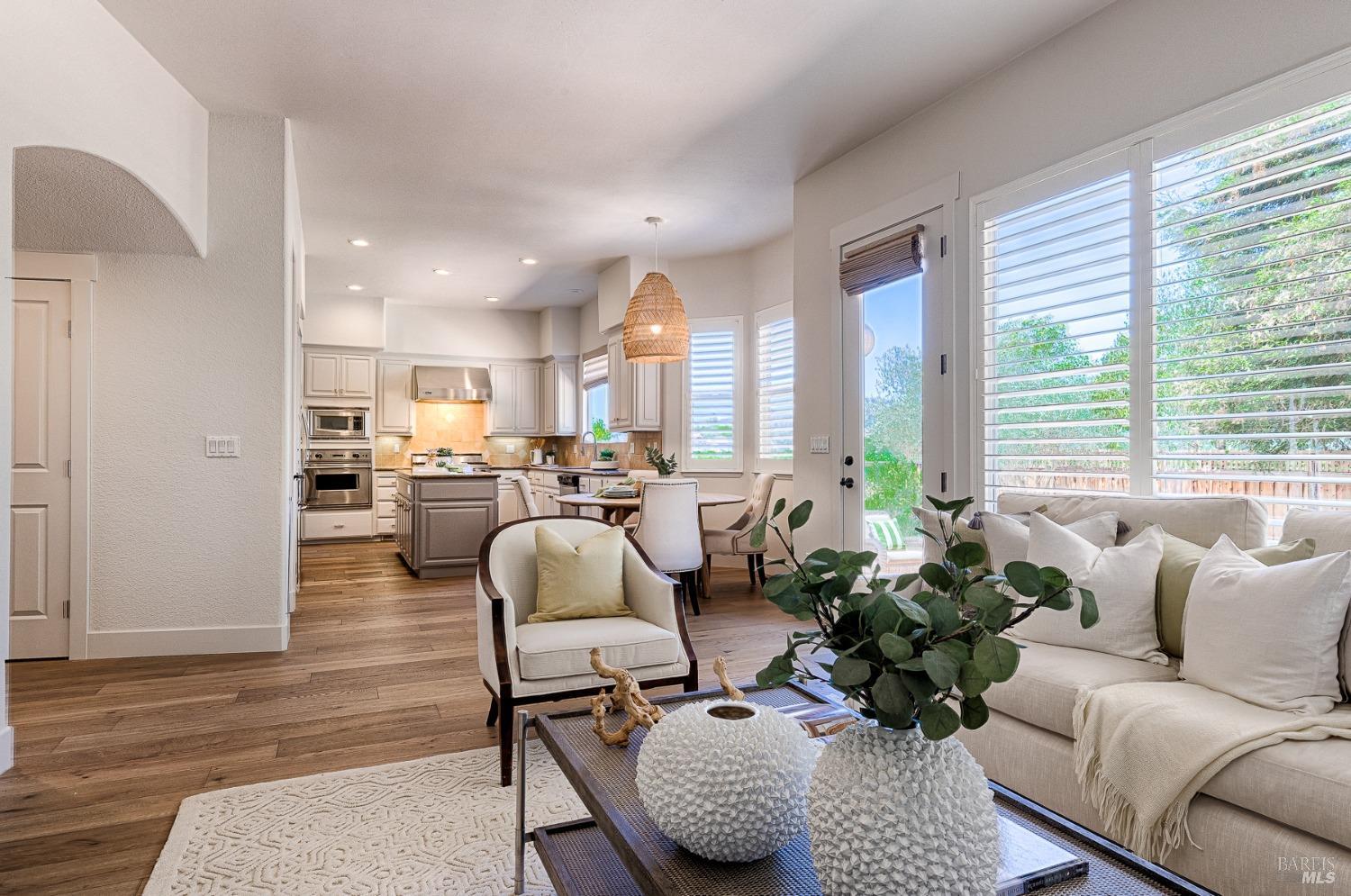 704 Hunt Avenue St. Helena CA 94574