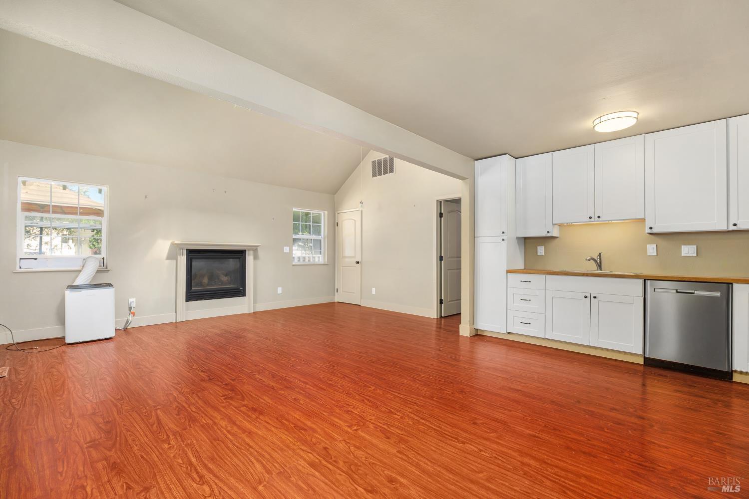 9527 Old Redwood Highway Penngrove CA 94951