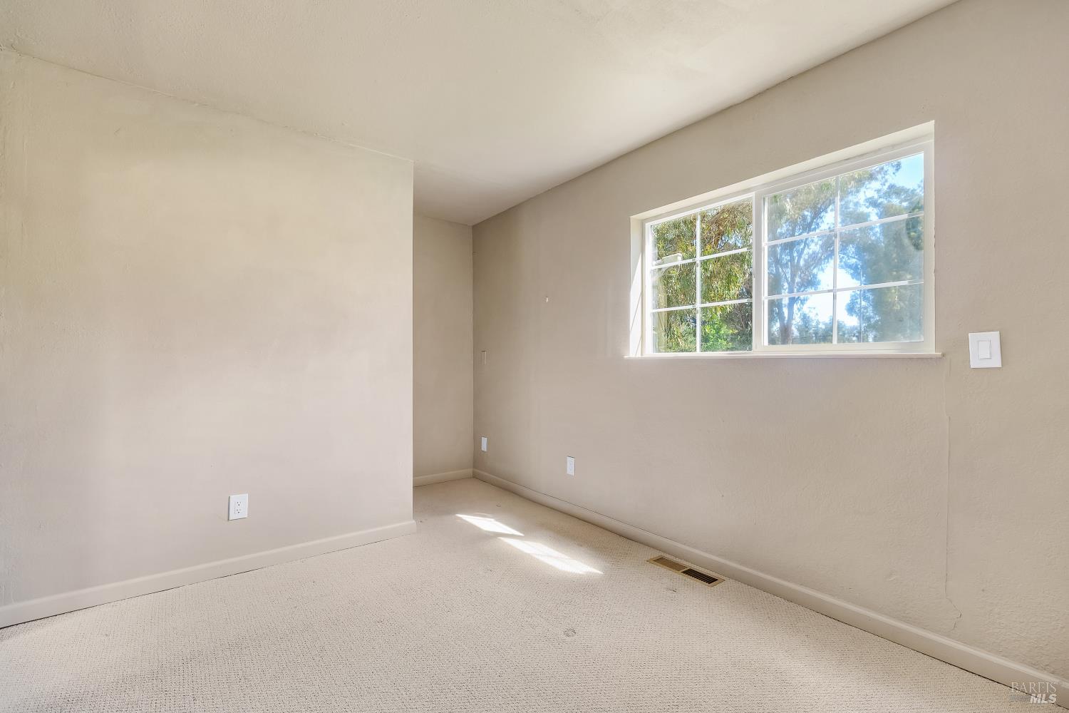9527 Old Redwood Highway Penngrove CA 94951