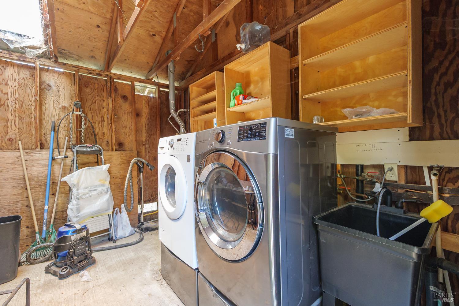 9527 Old Redwood Highway Penngrove CA 94951