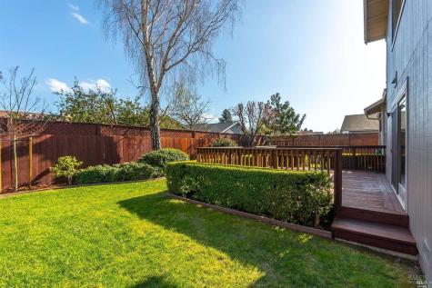 2246 Aaron Court Petaluma CA 94954