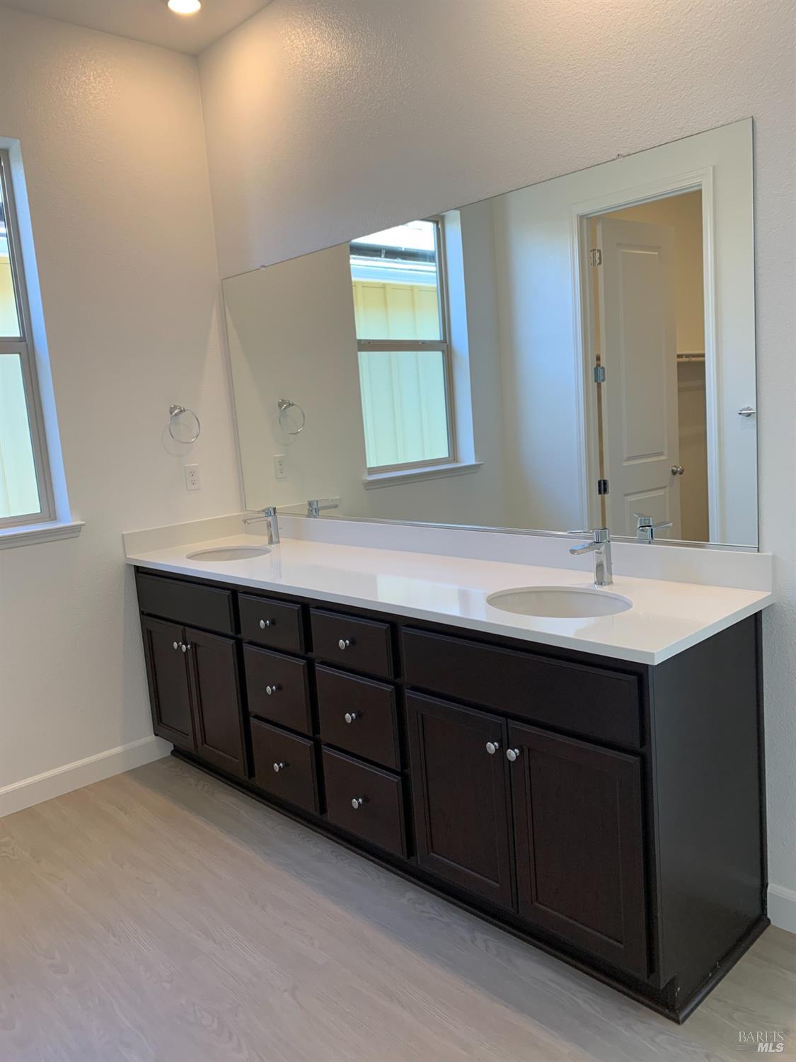 2438 Shore Vista Fairfield CA 94533