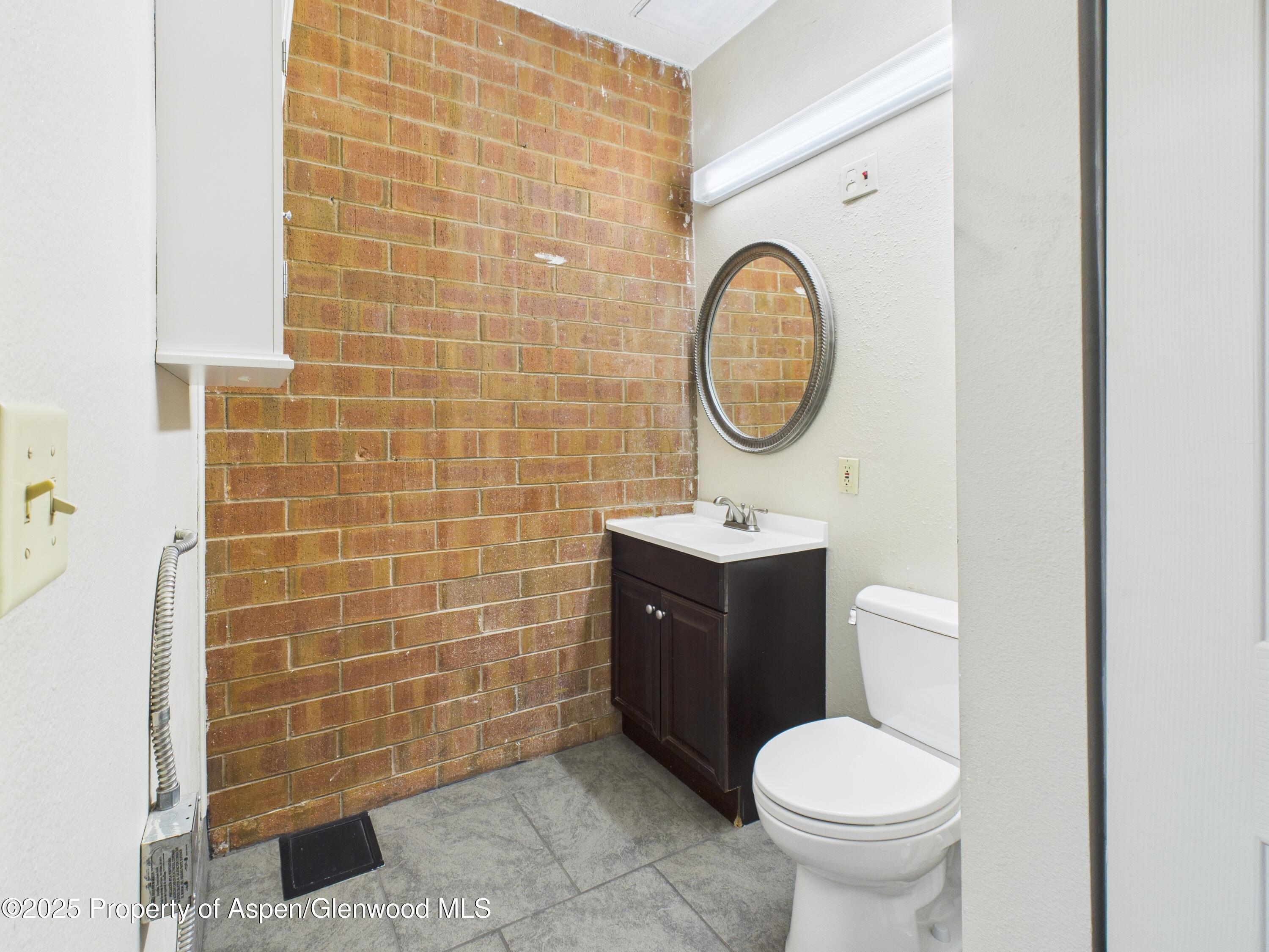 533 E Hopkins Avenue Aspen CO 81611